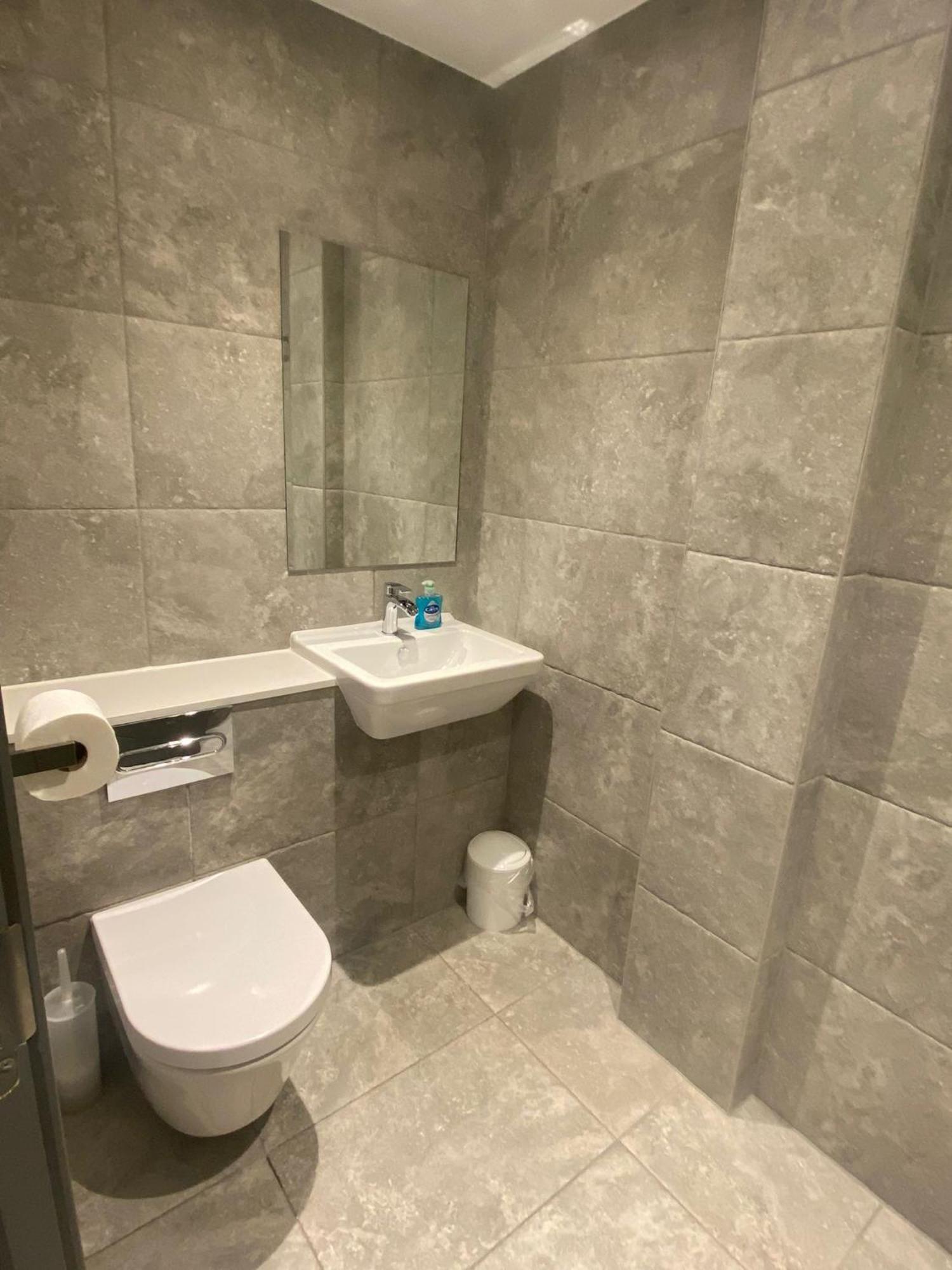 4 The View Apartments Ilfracombe - Seafront, Parking, Lift, Ev Luaran gambar